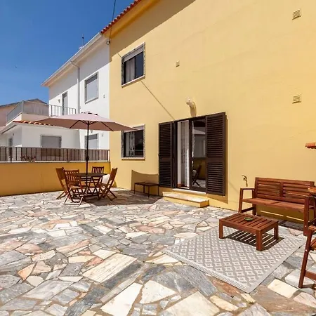 Ninestories Baleal