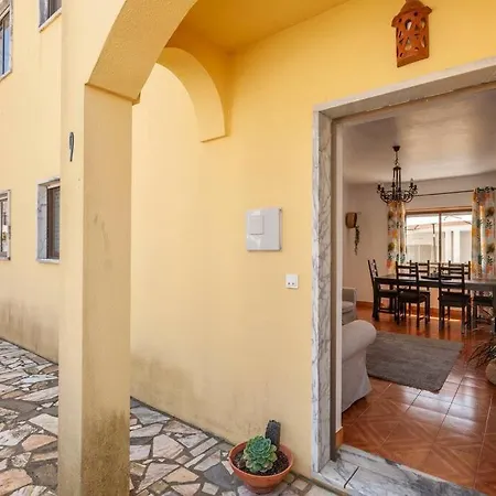 Tatil Evi Ninestories Baleal