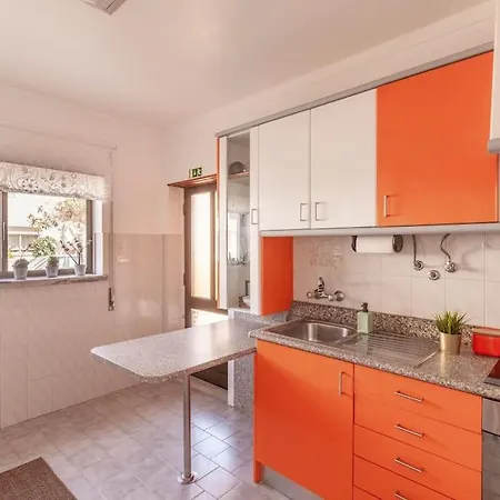 Ninestories Baleal Tatil Evi