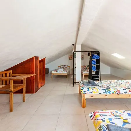 Dom wakacyjny Ninestories Baleal Ferrel (Leiria)
