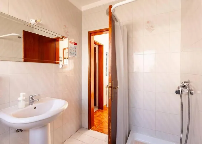 Ninestories Baleal Tatil Evi