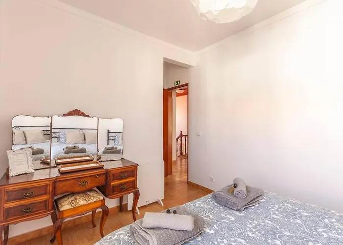 Ninestories Baleal Tatil Evi *