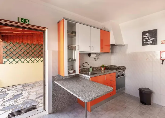 Ninestories Baleal Tatil Evi